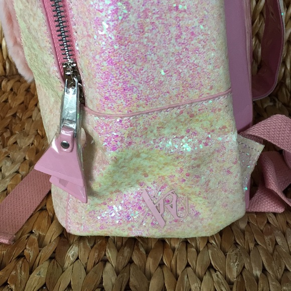 💕YRU Pink Fuzzy Heart Glitter Backpack - Picture 8 of 8